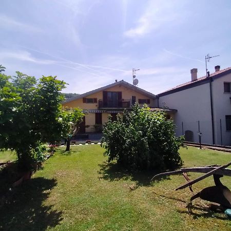 Casa Relax Apartment Laveno-Mombello Bagian luar foto