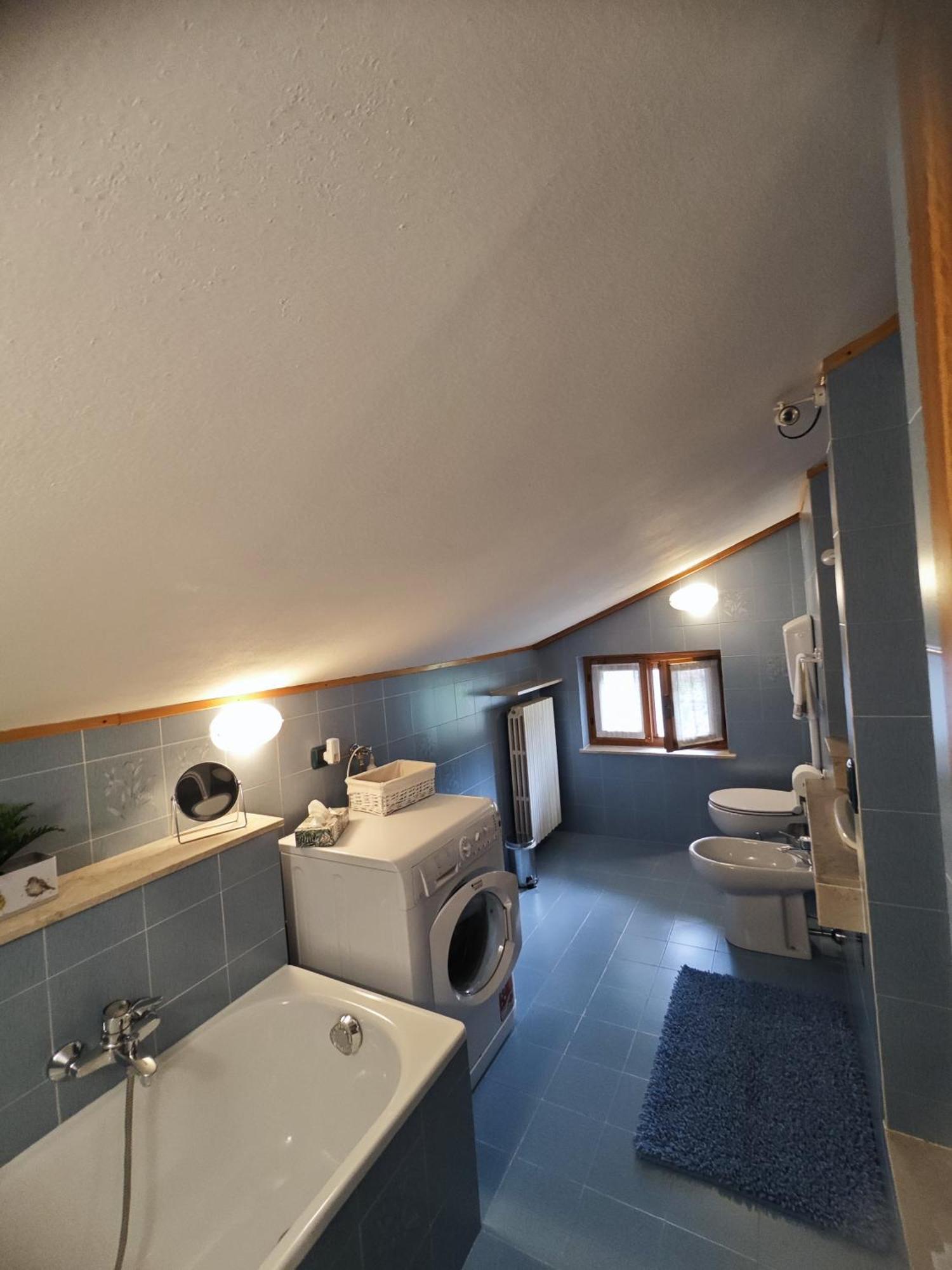 Casa Relax Apartment Laveno-Mombello Bagian luar foto
